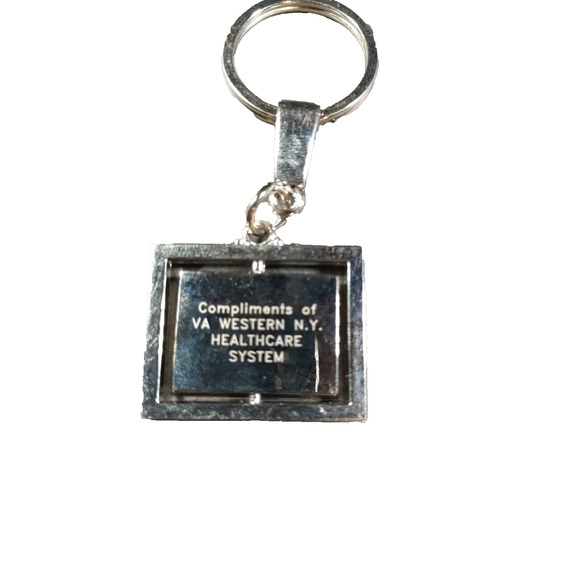 God Bless America Spinner Keychain U.S. Flag VA Western NY Healthcare System - Picture 4 of 5